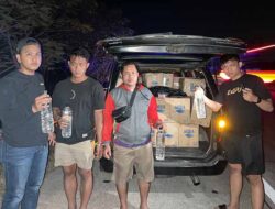 Pengiriman 834 Liter Arak Putih Digagalkan Polisi di Tol Jombang-Mojokerto