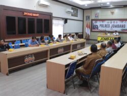 Polres Jombang Memediasi Warga yang Terlibat Tawuran Karnaval