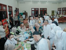 Kapolres Jombang Gelar Silaturahmi, Buka Puasa, dan Pemeriksaan Kesehatan Gratis di Panti Jompo