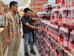 Jelang Idul Fitri, Tim Satgas Pangan Polres Jombang Lakukan Pengecekan Bahan Pokok di Swalayan Bravo Jombang