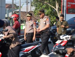 Polisi Bersama Masyarakat, Kapolres Jombang Pantau Ketersediaan BBM di SPBU Mojosongo