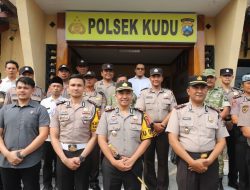 Kapolres Jombang Tatap Muka dengan Personel Polsek Jajaran, Tekankan Profesionalisme dan Pelayanan Humanis